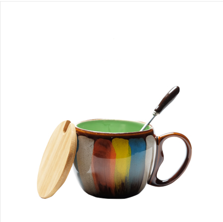Coffee cup with lid and spoon detail
