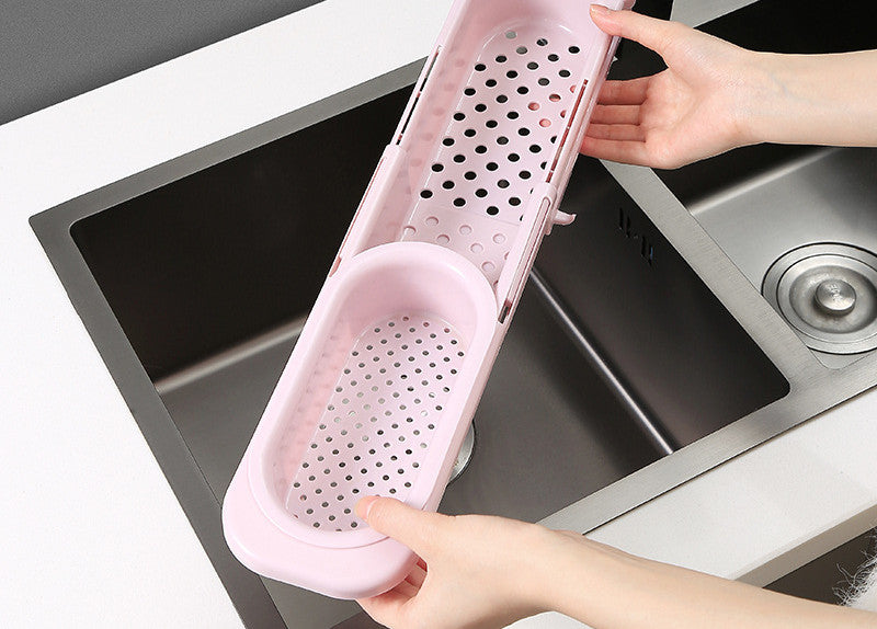 Extendable sink drainer in pink