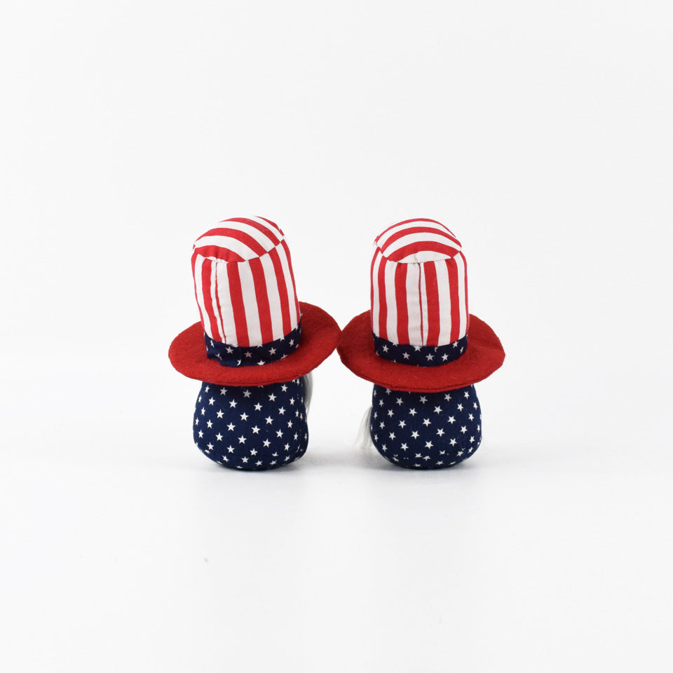 Patriotic gnome tabletop decor