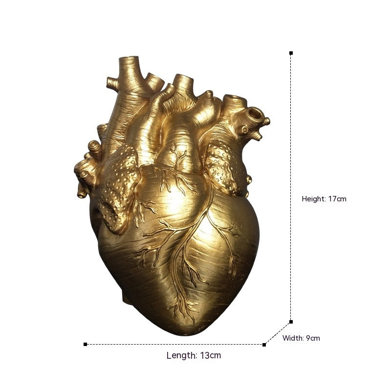 Heart-shaped desktop vase detail
