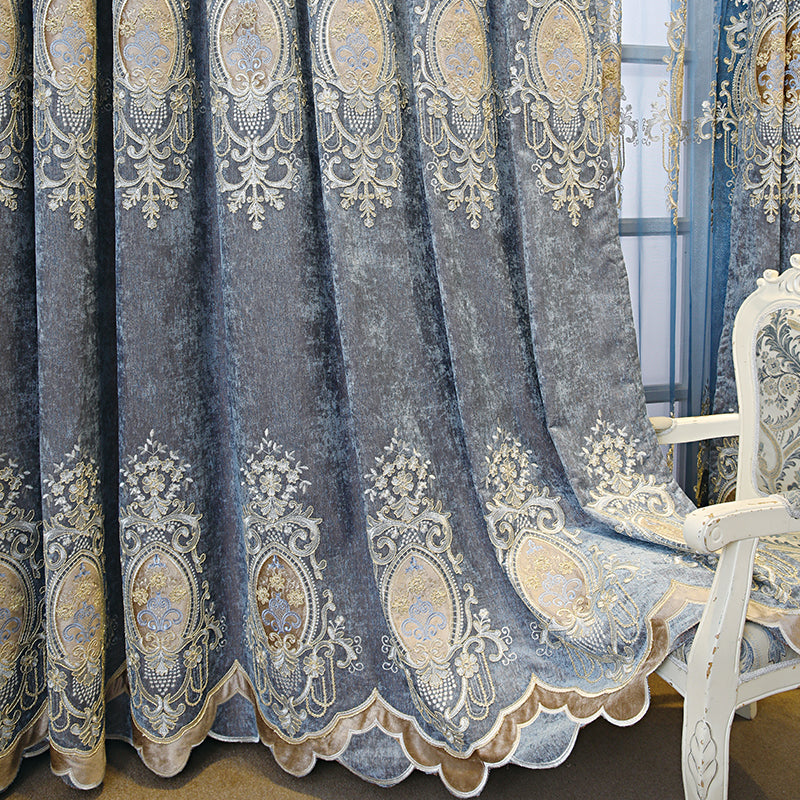 Decorative window curtain set