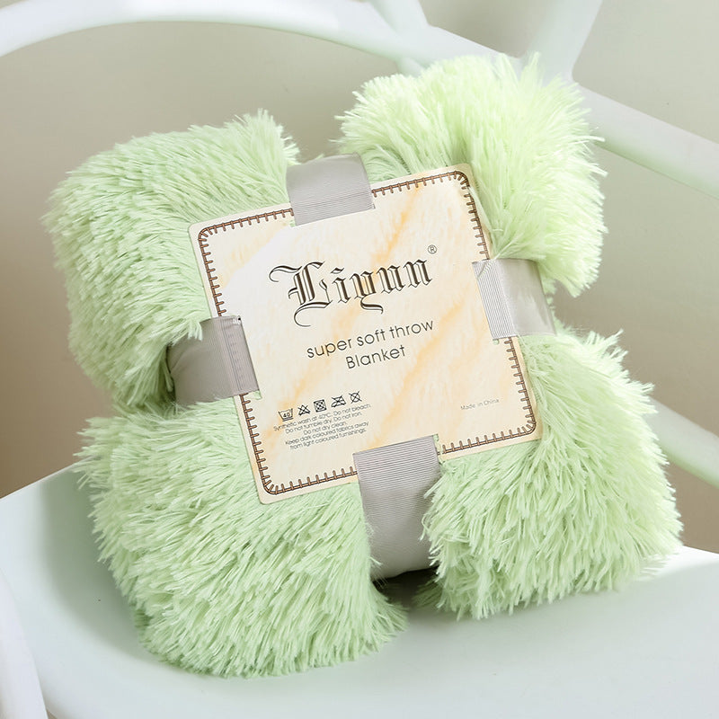 Warm sofa throw blanket in neutral tone